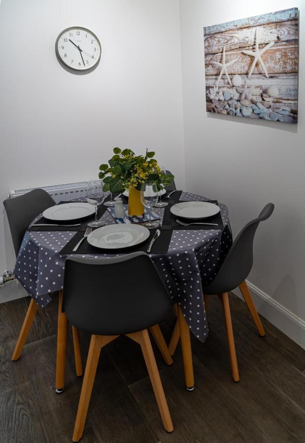 The Old Paint Shop Apartment - Centrally Situated أنستراذار المظهر الخارجي الصورة